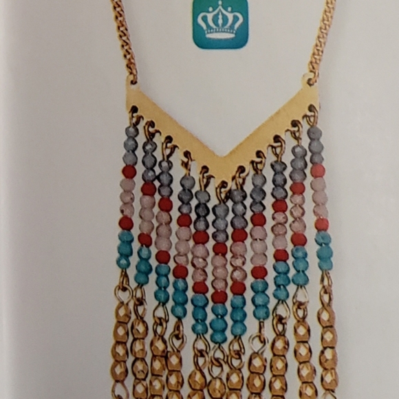 Premier Designs Lively Neckace - Picture 3 of 3